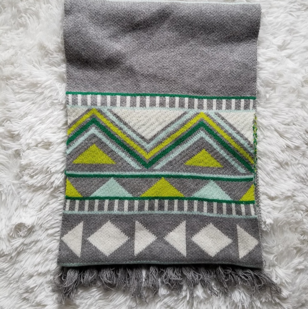 Pattern scarf